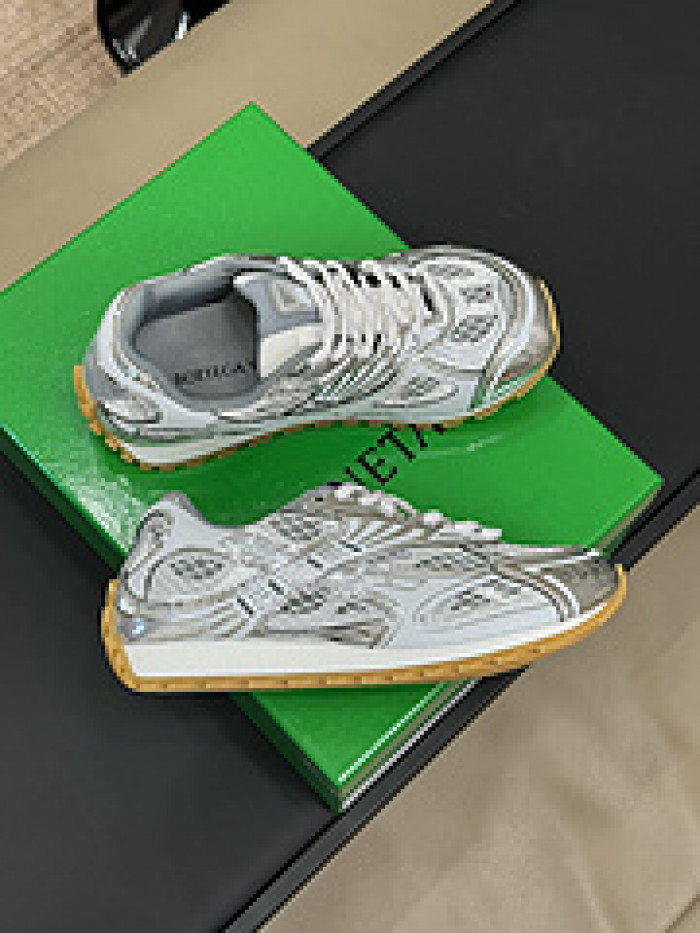 BOTTEGA VENETA SNEAKER