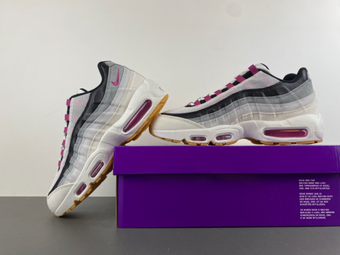 Nike SB x Air Max 95 HF7545-100