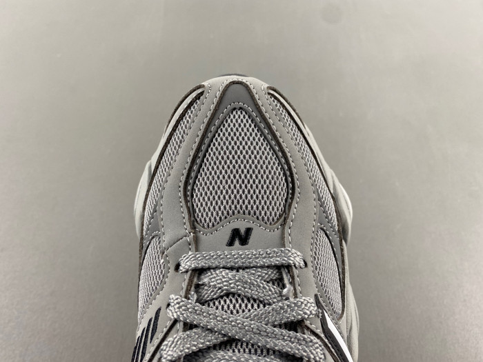 new Ba1an*e 9060 u9060zgb