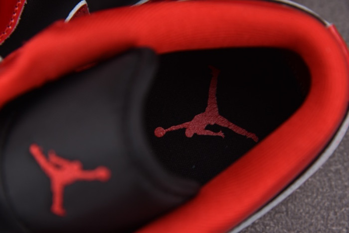 Air Jordan 1 Low SE Patent Varsity Red Black HV4089-006