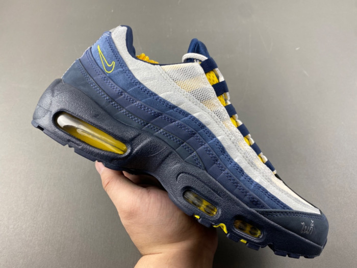 Nike SB x Air Max 95