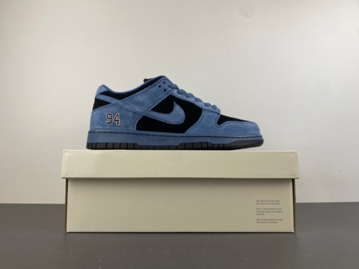 S x Nike SB Dunk Low 94 HQ8487-100