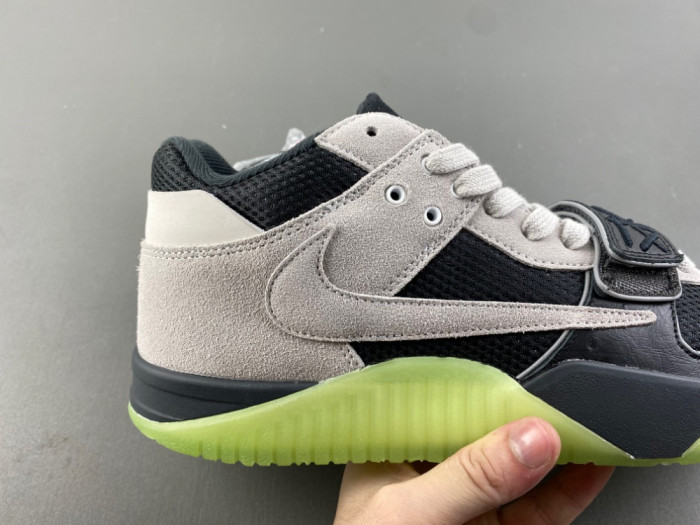 Chase B x Travis Scott x Jordan Jumpman Jack TR IH7971-001