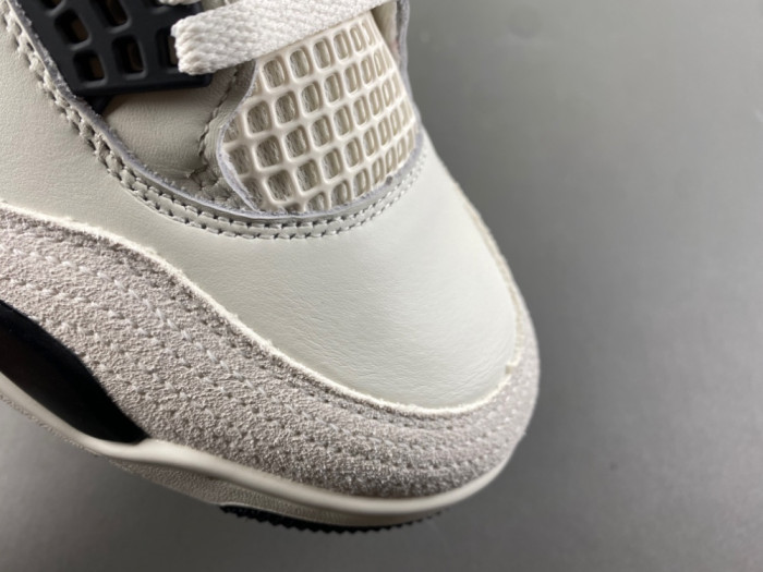 Air Jordan 4“Flight Club” IM4002-100