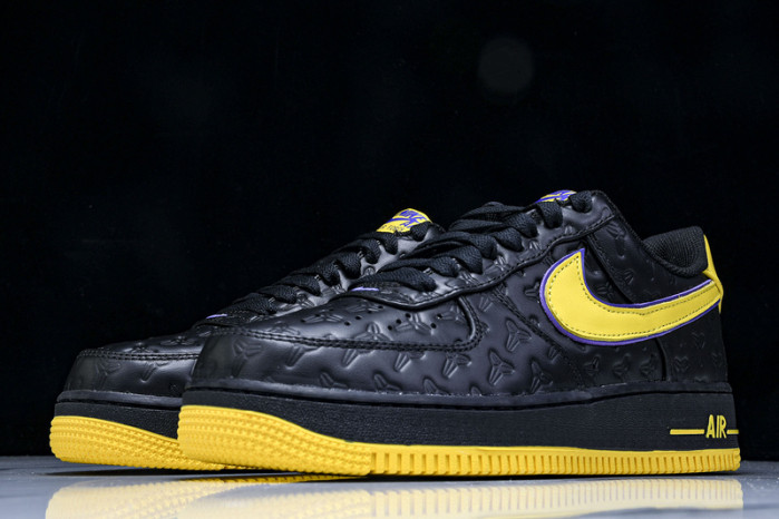 Kobe Bryant x Nike Air Force 1 Low HV5122-001