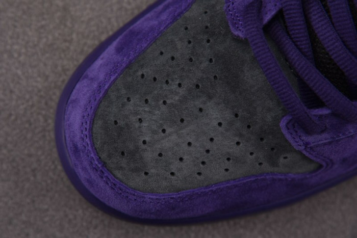 S x Nike SB Dunk Low HQ8487-500