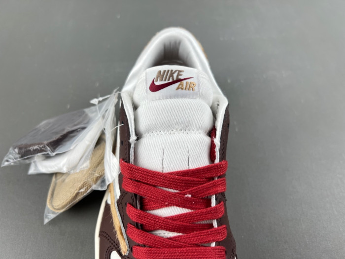 Travis Scott x Jordan Air Jordan 1 IQ5321-121