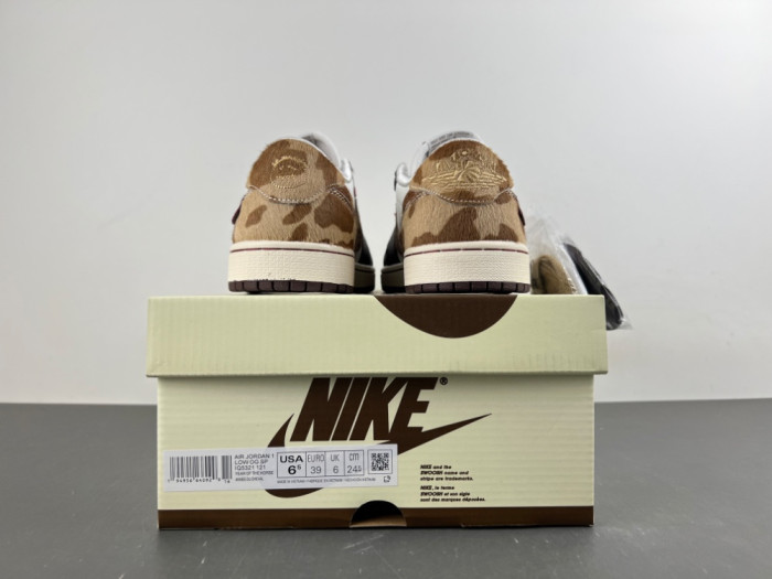 Travis Scott x Jordan Air Jordan 1 IQ5321-121