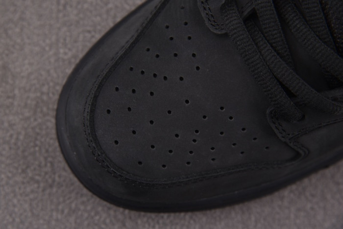 S x Nike SB Dunk Low 94 Black HQ8487-001