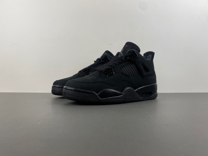 Air Jordan 4 “Black Cat” 2025 FV5029-010