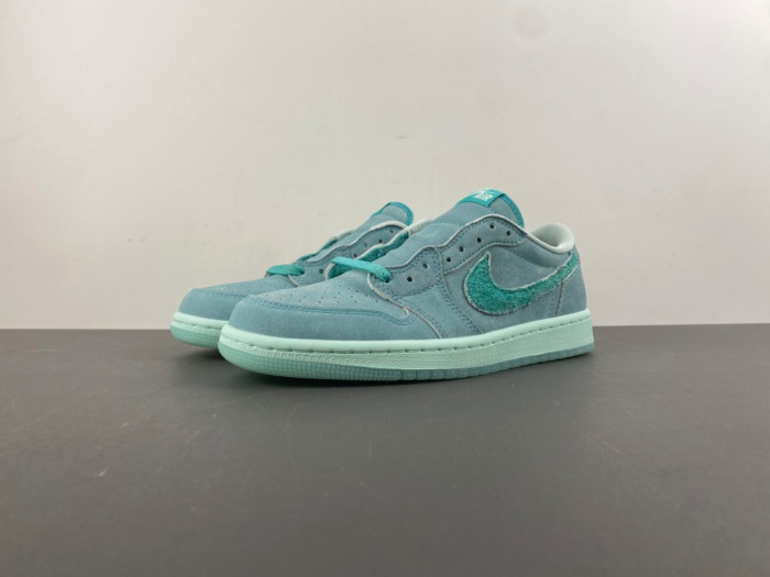 Air Jordan 1 Low OG “Washed Teal” WMNS HQ8111-300