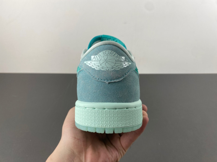 Air Jordan 1 Low OG “Washed Teal” WMNS HQ8111-300