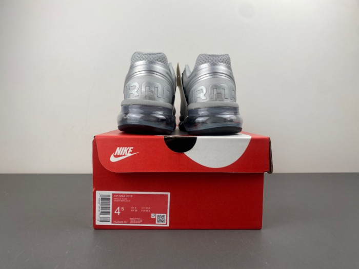 NK Air Max 2013 Goes Full Metalli HQ3025-001