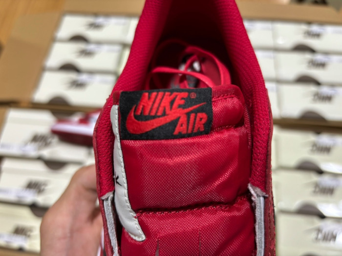 Travis Scott x Air Jordan 1 Low DM7866-101