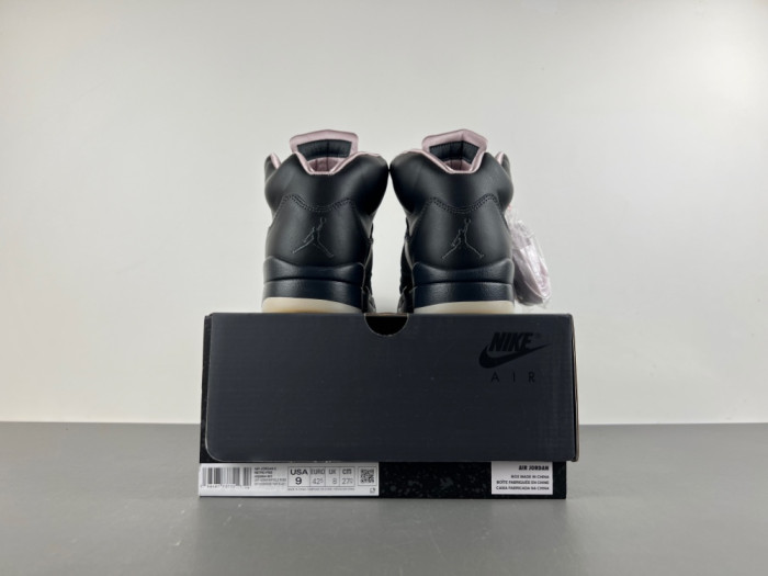 PSG x Air Jordan 5 “Off Noir” HQ3004-001