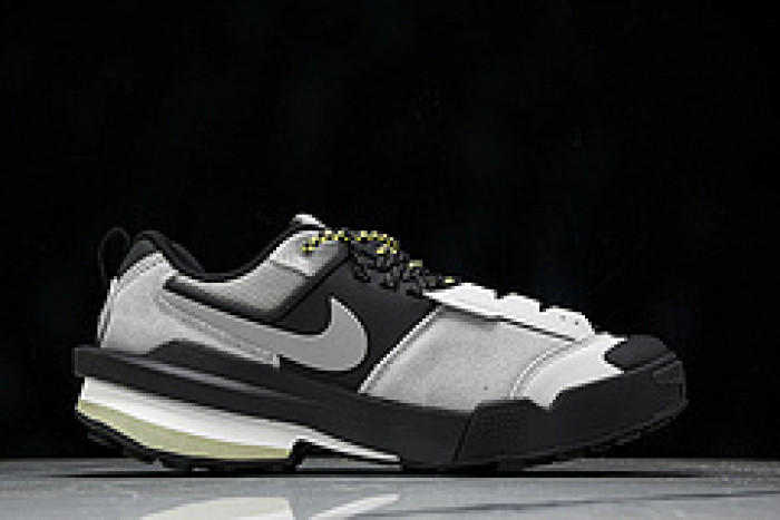 Sacai x Nike Zegamadome SP HQ8618 003