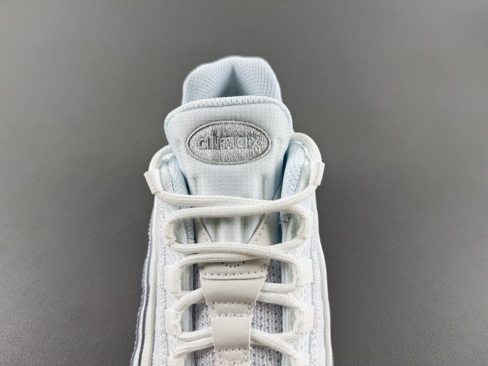 Nike Air Max 95 Essential CT1268-100