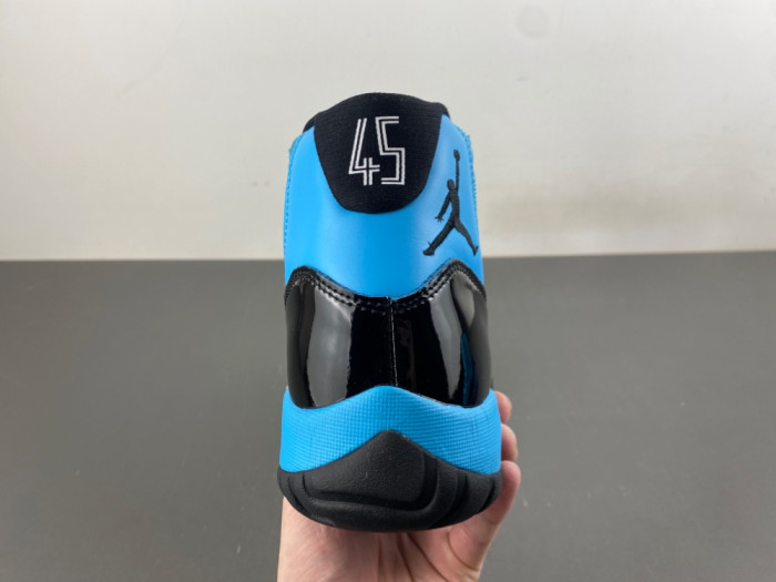 Air Jordan 11 CT8012-440