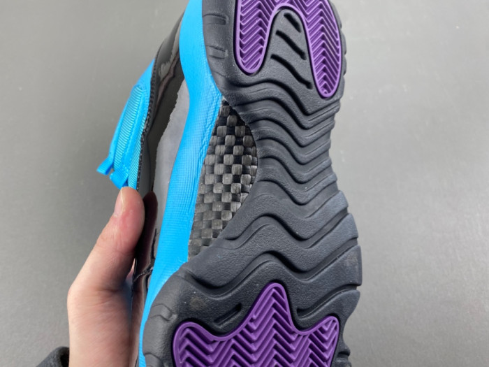 Air Jordan 11 CT8012-440