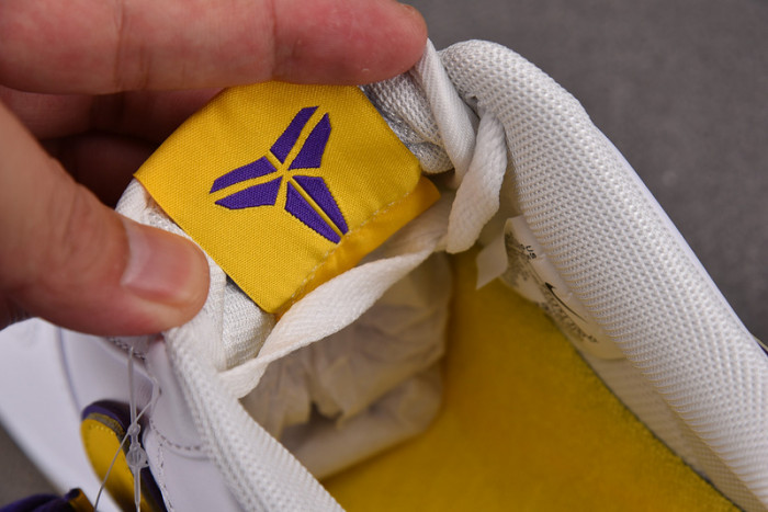 NK Air Force 1 x Kobe Retro QS FZ1151-100