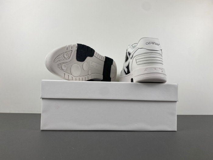OH SNEAKER